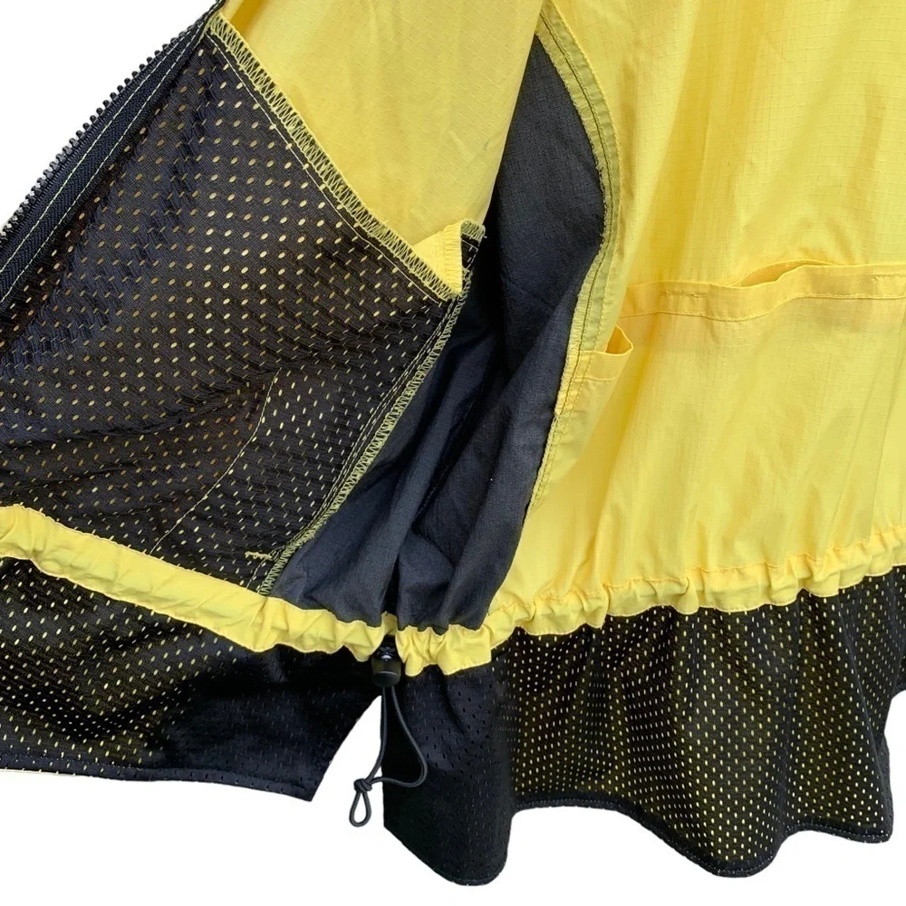 Vintage Windbreaker Jacket Sport In Yellow Black